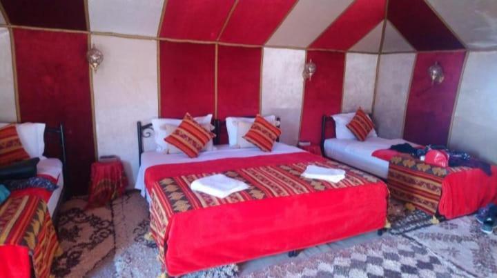 Merzouga Top Luxury Camp Екстер'єр фото