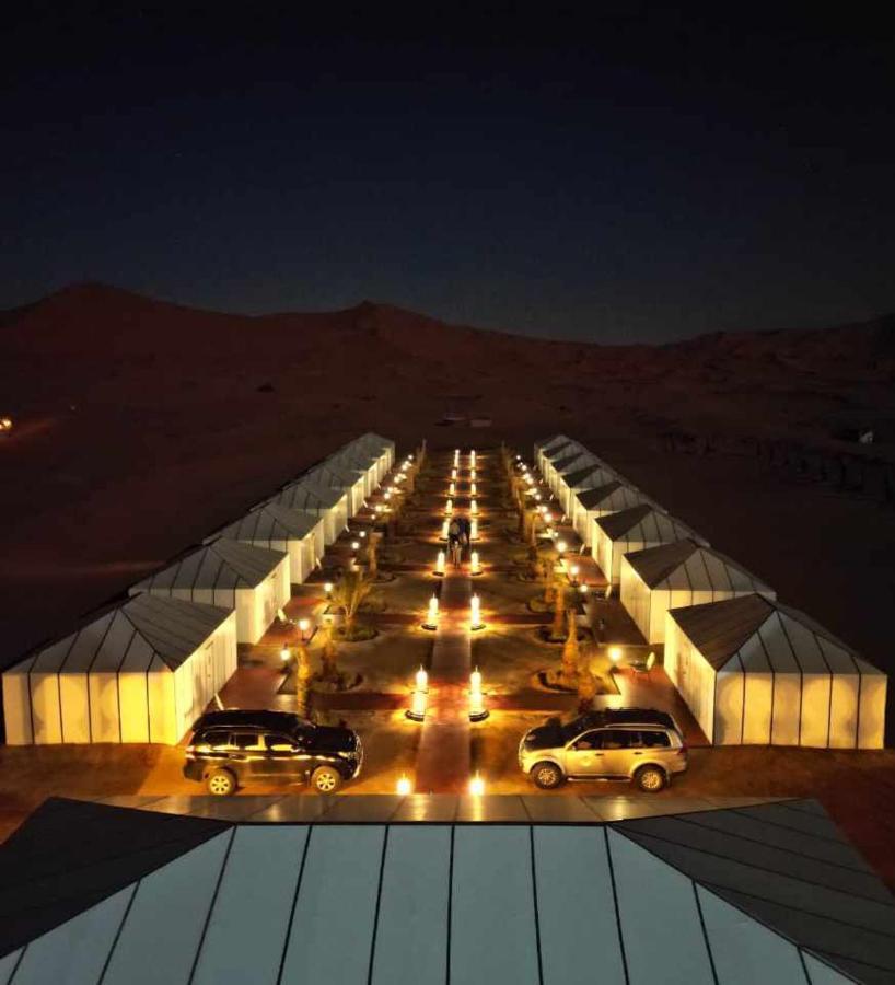 Merzouga Top Luxury Camp Екстер'єр фото