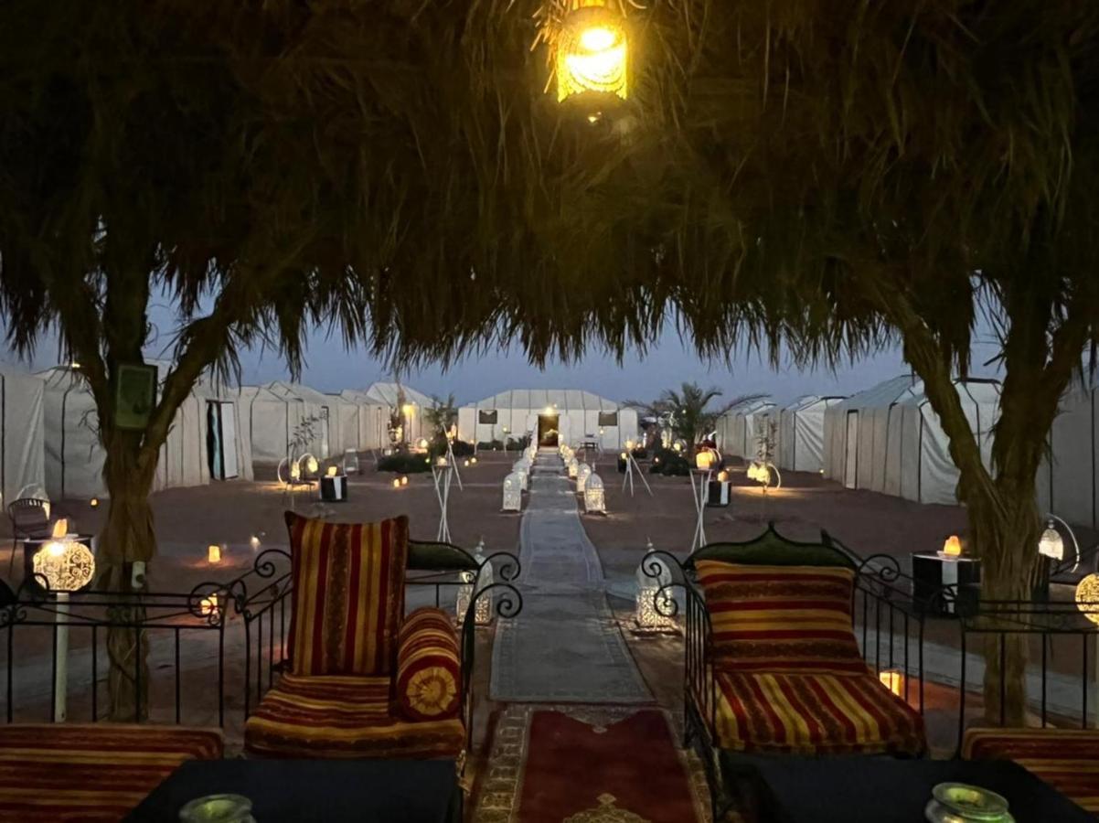Merzouga Top Luxury Camp Екстер'єр фото